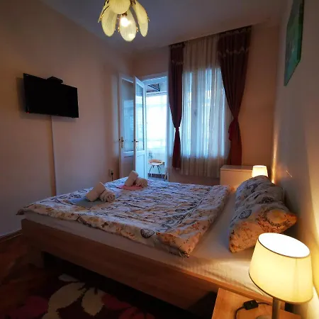 Apartment Red Rouz Belgrade