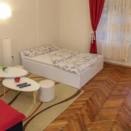 Red Rouz Apartment